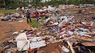 Mississippi'de hortumlar yüzlerce evi tahrip etti