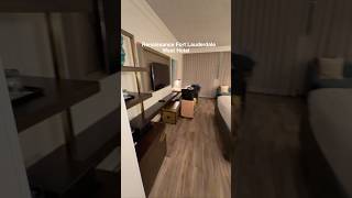 Room tour anyone #hoteltour #marriotbonvoy #miami #traveldiaries #travelday #traveldiaries #cruise