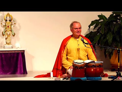 Stille Meditation und Mantrasingen Satsang mit Sukadev - Yoga Vidya Live 07:00 Uhr 30.08.2020