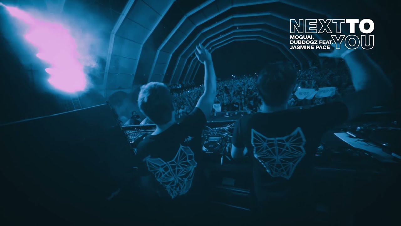 Ac dc singles. Feat. Табы для гитары аниме. Yves v & dubdogz - are you ok (feat. Ac/dc на обложке журнала фото.