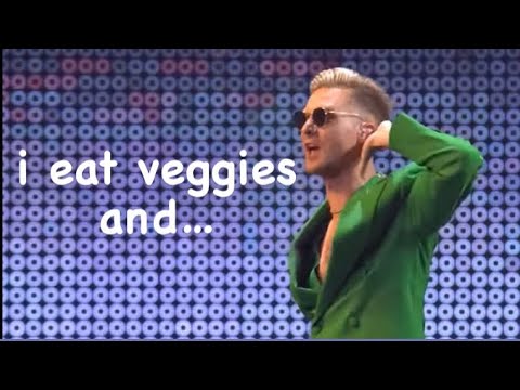 eurovision 2022 being chaotic for 1 minute 38 seconds straight