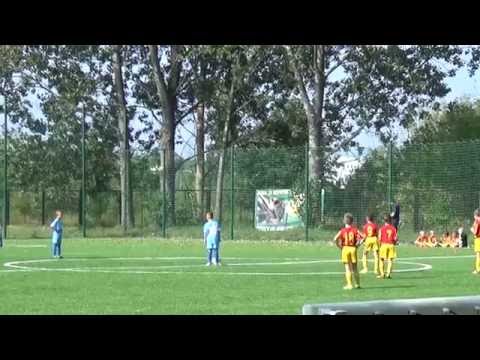 tv.nsk.pl 2016-09-11 ESCOLA VARSOVIA - NOSiR MKS Świt 2008 Nowy Dwór Maz. 19-3 (10-2) cz1