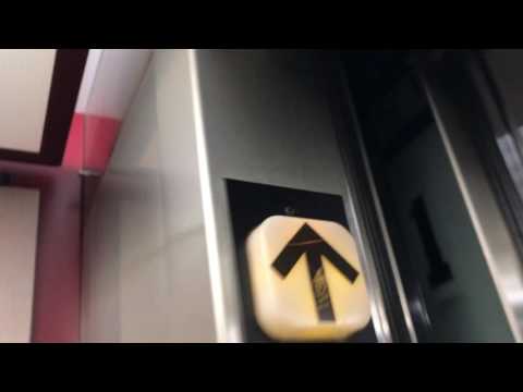 Dover Oildraulic MRQ 25 Hydraulic elevator at Lone Star College Montgomery Building E