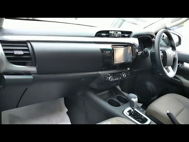 Toyota Hilux Revo V Automatic 2.8 2020 Toyota Hilux Revo V Automatic 2.8 2020 Video
