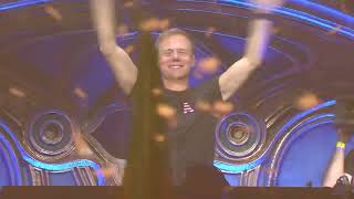 Armin van Buuren &amp; Vini Vici ft. Tribal Dance &amp; Natalie Wamba - Yama live Tomorrowland Winter 2022
