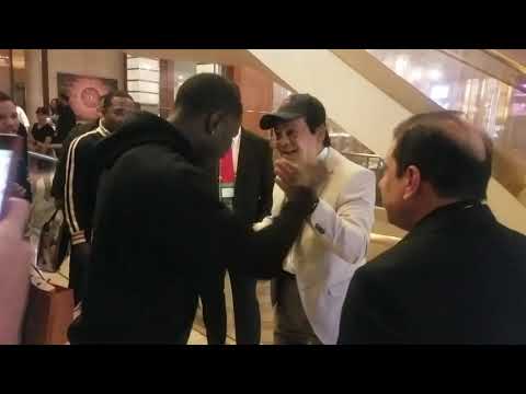Boxing Legend Roberto Duran shows boxing moves to Gervonta Tank Davis and Adrien Broner