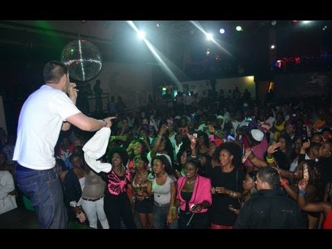 Niki Tall - Performance (10.08.2013) @Nightstyle Club Mühlheim Germany