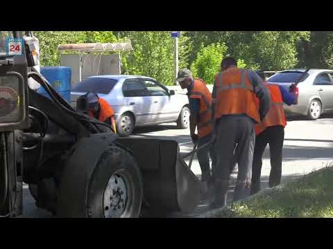 Под катком улицы столицы Хакасии: ямочный ремонт ведут городские дорожники