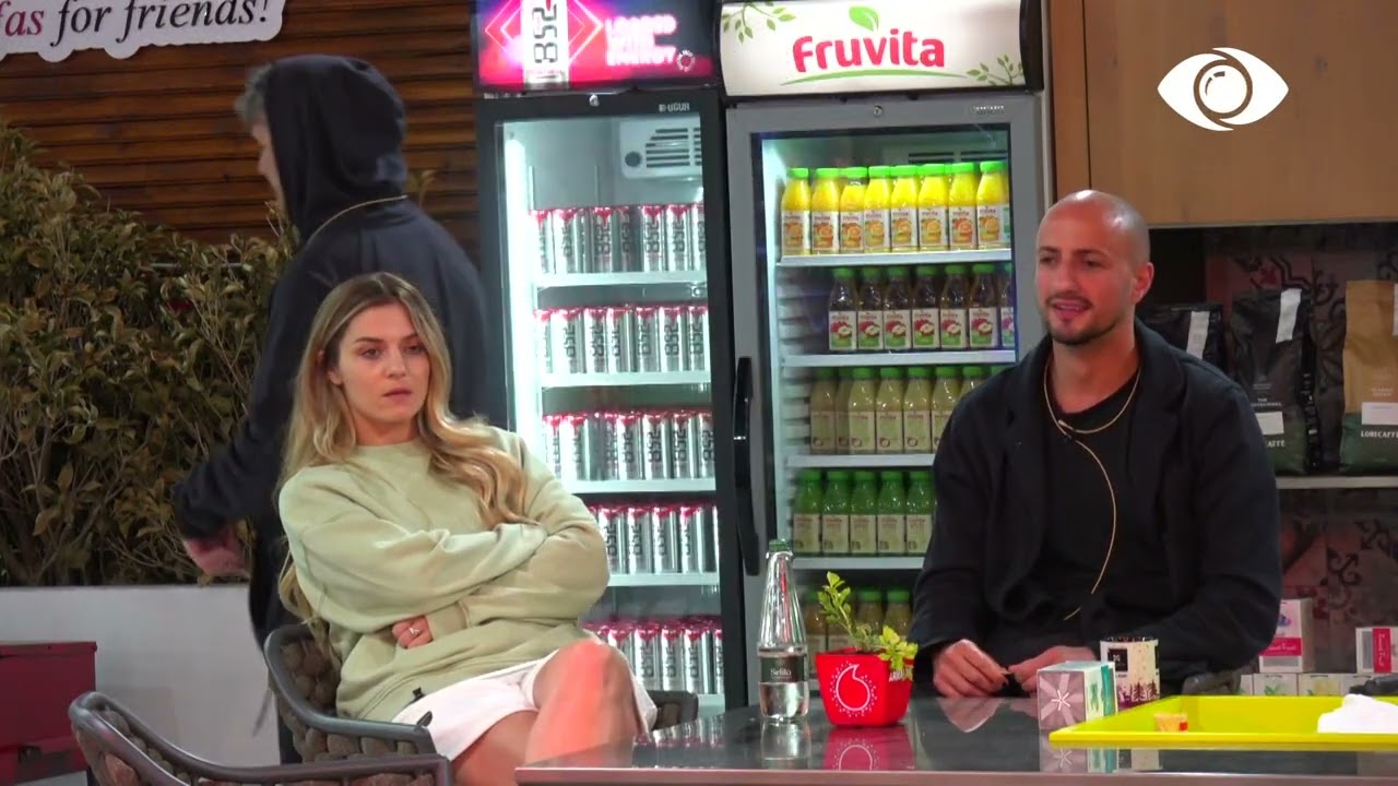 Mëso himnin/ Kiara këshillon Kristin të mësojë himnin kombëtar