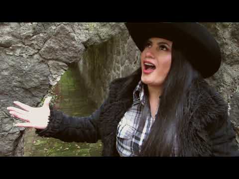 AURORA GARCÍA AMARTE ASÍ VIDEO OFICIAL Una coautoría de Manuela Rodríguez - Arturo Monroy