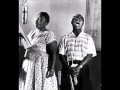 The Frim Fram Sauce - Ella Fitzgerald & Louis Armstrong (1946)