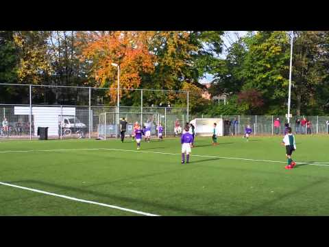 Ommoord F1 tegen Overmaas F1 op 18-10-2014