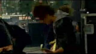 Kings Of Leon feat. Eddie Vedder - Slow Night, So Long