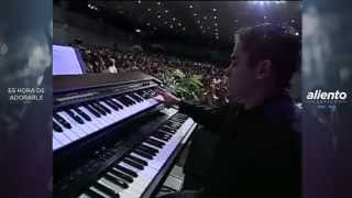 Marco Barrientos - &quot;Mira Lo Que Hizo Dios&quot; Ft. Abel Brito (Video Oficial)