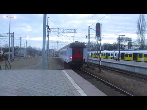 EP09-040 (EU: 150 040-0) z iC 8310 "MATEJKO" (ŚWiN.-PRZEM.GŁ.) - opóźn. start z WR.GŁ.