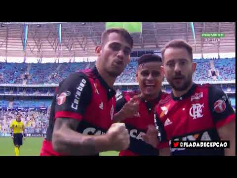 Everton Ribeiro faz homenagem a Paolo Guerrero na comemoração do gol. Achei uma bela atitude!