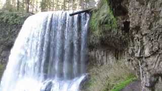 Adventure Oregon - Walk behind a waterfall - Middle North Falls - Silver Falls State Park, Oregon