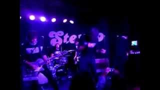 La distancia no es velocidad por tiempo.Second-Stereo Alicante