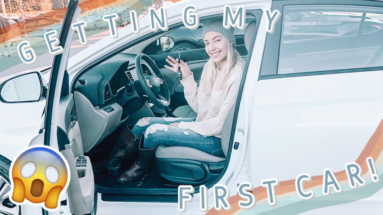 Getting My First Car! Hyundai Elantra 2019 | VLOG