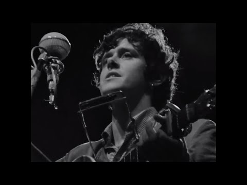 Donovan at The Newport Folk Festival 1965