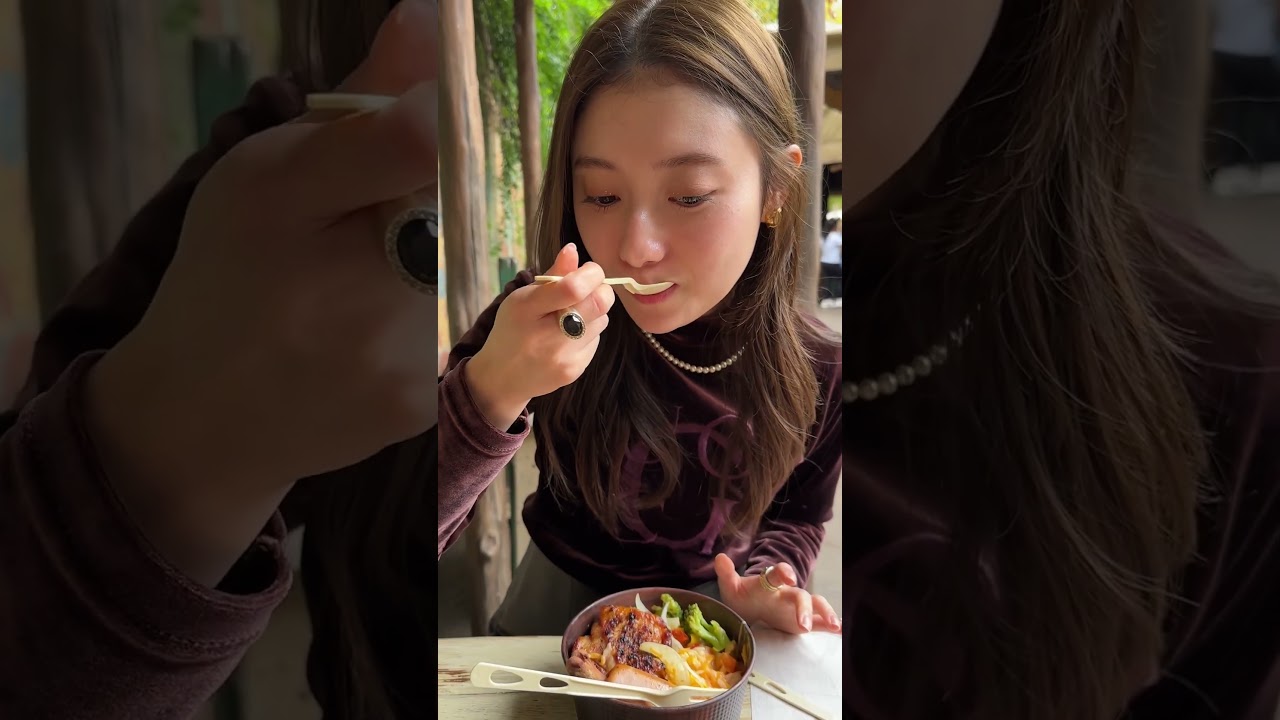 骨まで凝っていました拍手。 #齊藤英里 #ディズニー #もぐもぐ#ユカタンベースキャンプグリル