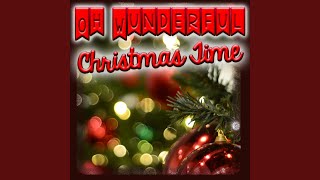 Here Comes Santa Claus (feat. The Andrews Sisters)