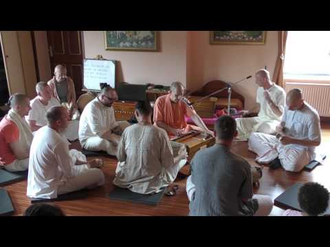 HH Bhaktivaibhava Swami - kirtan 26.06. 2016