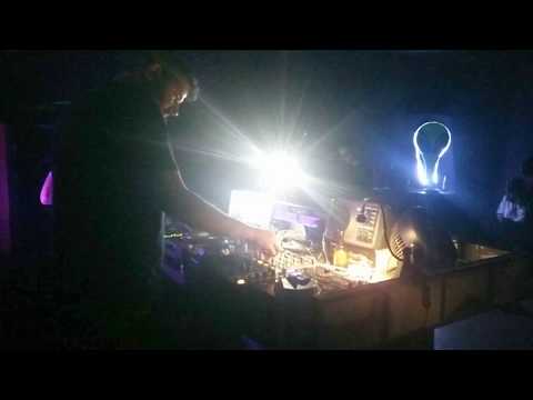 Imanzi & MaisBaixo DJs (MAISBAIXO.TV#3 @ Crew Hassan)