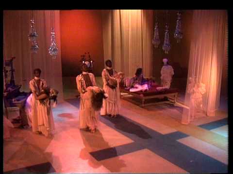 TOPPOP: Chicago - If You Leave Me Now (ballet P Jagger)