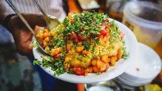 Indian Street Food Tour in Pune, India at Night | Trying Puri, Dosa & Pulao