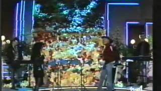 1988-Alaska y dinarama-Mi novio es un zombi.mpg