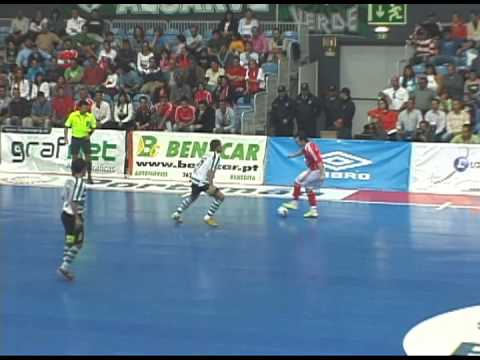 Ricardinho Shows Some Skillz...