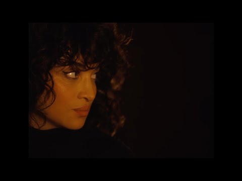 Camélia Jordana - Une journée à Ferber - Facile x Fragile +