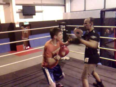 TheBoxingClinic - Cork, Ireland / Cian Kelly aka "Baby Rifle" - padwork