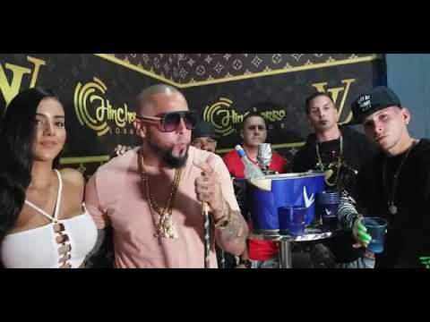 Doggy grabando parte el video #AmigoRmx  en el chinchoro mayaguez el negcio mas duro del oeste