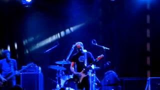 Built To Spill - Done (live)