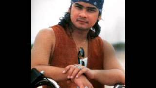 Download lagu Awie - mata hati jiwa Original mp3 Download lagu Awie - mata hati jiwa Original mp3