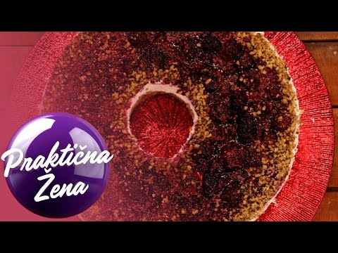 Praktična žena – Čizkejk od heljde i šumskog voća