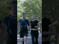 Wie houdt het hoofd boven water? #Shorts #DeBodyguard