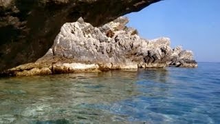 preview picture of video 'Lefkada - Mikros Gialos Beach (Poros)'