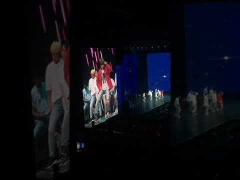 190816 Kang Daniel (강다니엘)  - Sorry (Color On Me in Singapore)