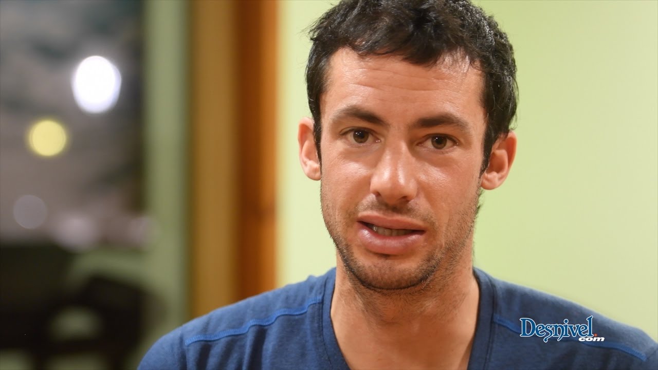 Entrevista a Kilian Jornet sobre su expedición al Everest.