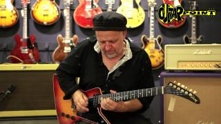 Video thumbnail for 1982 Gibson Explorer E/2 CMT - Sunburst / GuitarPoint Maintal / Vintage Guitars by GuitarPoint