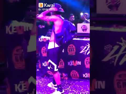 Mochila nas costas 🎬🔥