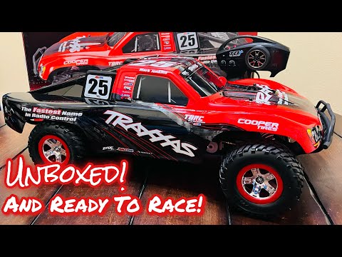 Traxxas | Nitro Slash | Unboxing and comparison!
