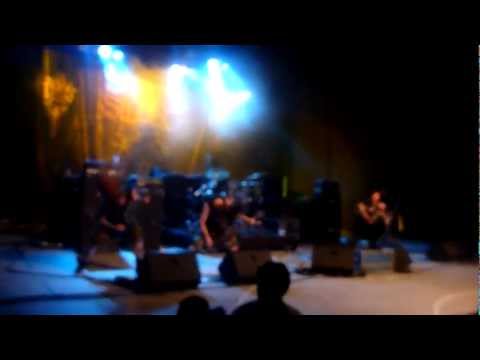 Suicide Silence-You Only Live Once En Vivo Chile 2011- Teatro Teleton