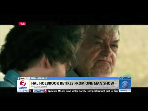 Hal Holbrook retires before Thalian Hall performance
