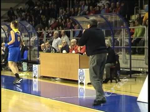 CRAS BASKET TARANTO - LAVEZZINI PARMA.mpg