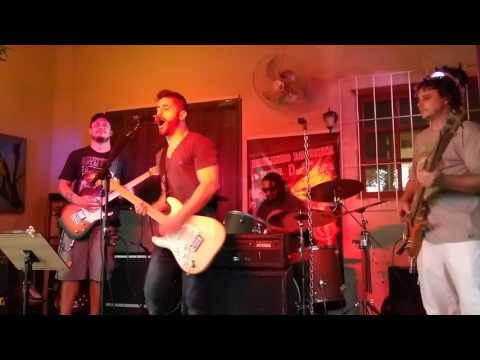 Banda Absoluto - Bridge Burning (Foo Fighters Cover)