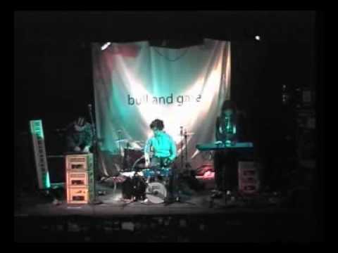 Mary and the baby cheeses - Lullaby for a murderer ((live at The Bull and Gate)